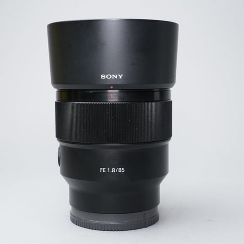 Sony FE 85mm f/1.8