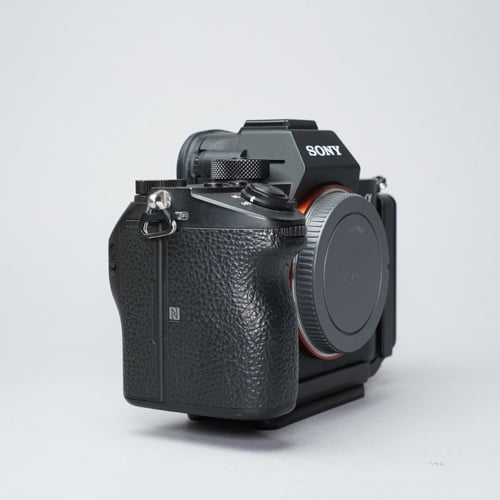 thumbnail-3 for Sony Alpha A7R III