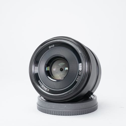 thumbnail-4 for Sony E 35mm 1.8 OSS Lens