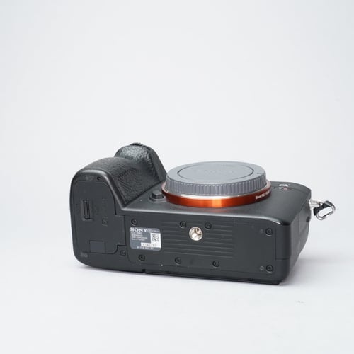 thumbnail-6 for Sony Alpha A7R III w/ Box