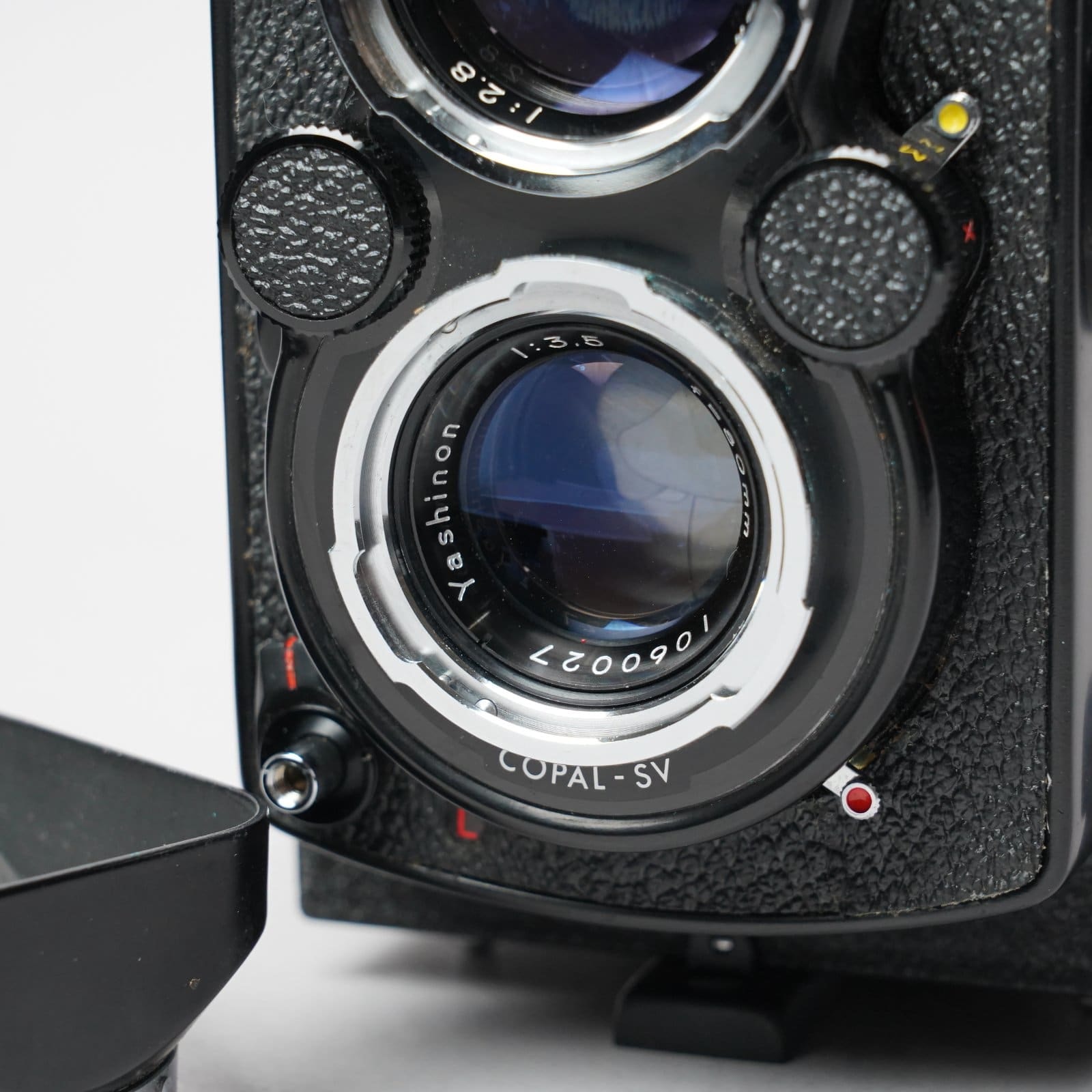 Yashica 124G — image 8