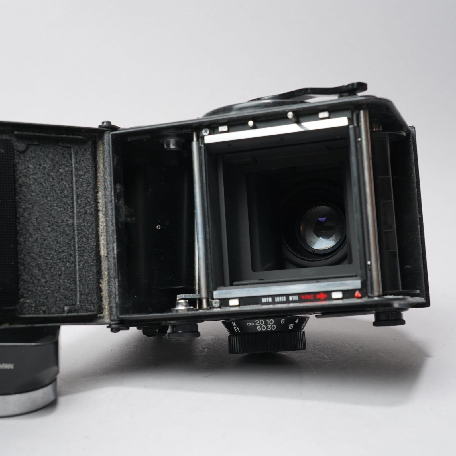 Yashica 124G — image 11