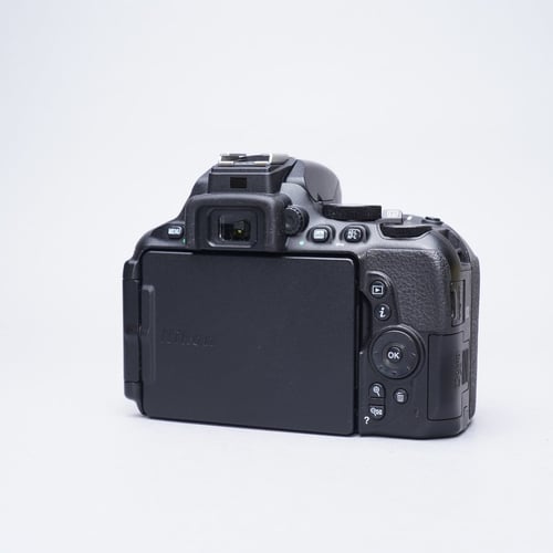 thumbnail-3 for Nikon D5600 w/Original Box