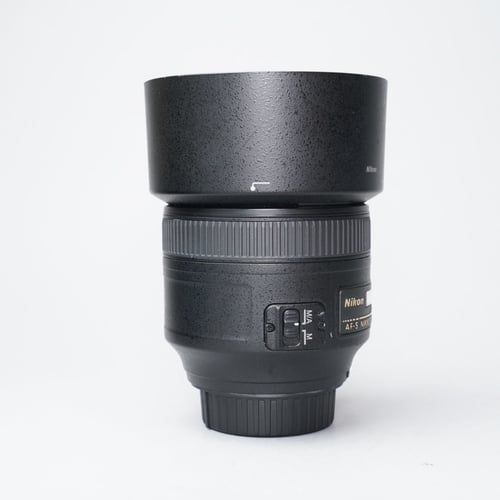 thumbnail-3 for Nikon AF-S NIKKOR 85mm f/1.8 G Lens w/Hood