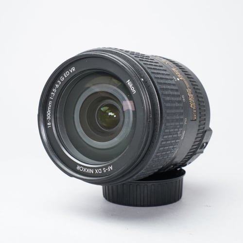 thumbnail-4 for Nikon AF-S DX NIKKOR 18-300mm f/3.5-6.3 G ED VR