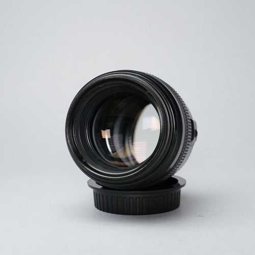thumbnail-4 for Canon EF 85mm f/1.8 USM Lens