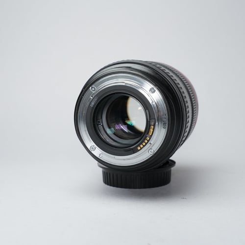 thumbnail-5 for Canon EF 24-70mm f/2.8 L USM Lens