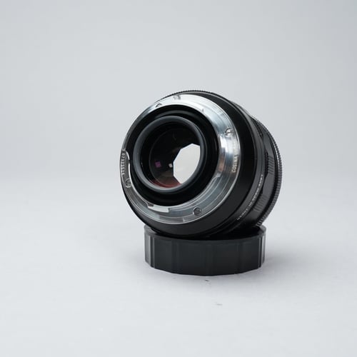 thumbnail-5 for Voigtlander Nokton 40mm F/1.2 for Leica M