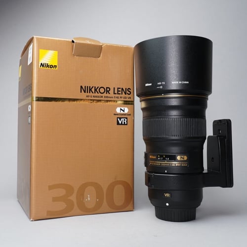 Nikon AF-S NIKKOR 300mm f/4 E PF ED VR