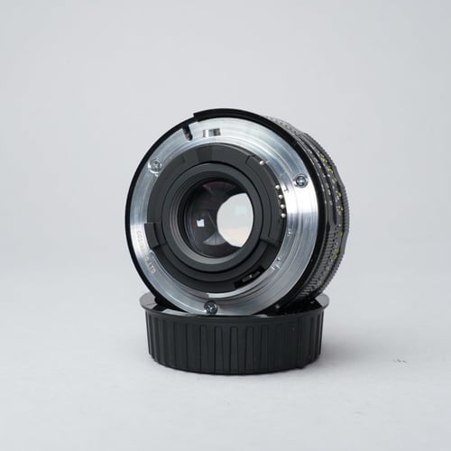 thumbnail-6 for Voigtlander Ultron 40mm f/2 SL II N for Nikon F