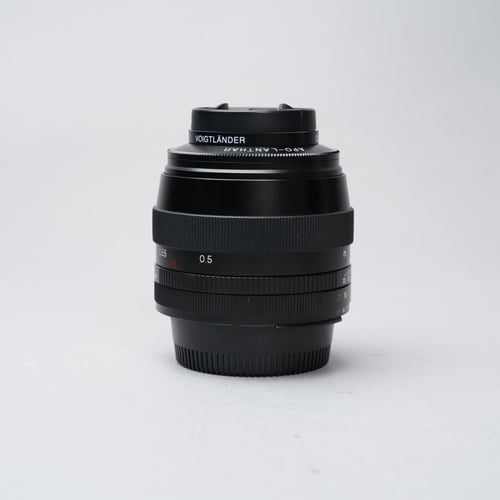 thumbnail-4 for Voigtlander APO-Lanthar 90mm f/3.8 SL II Lens for Nikon F