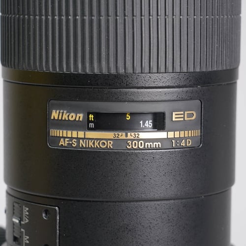 thumbnail-8 for Nikon 300mm f/4 D IF-ED