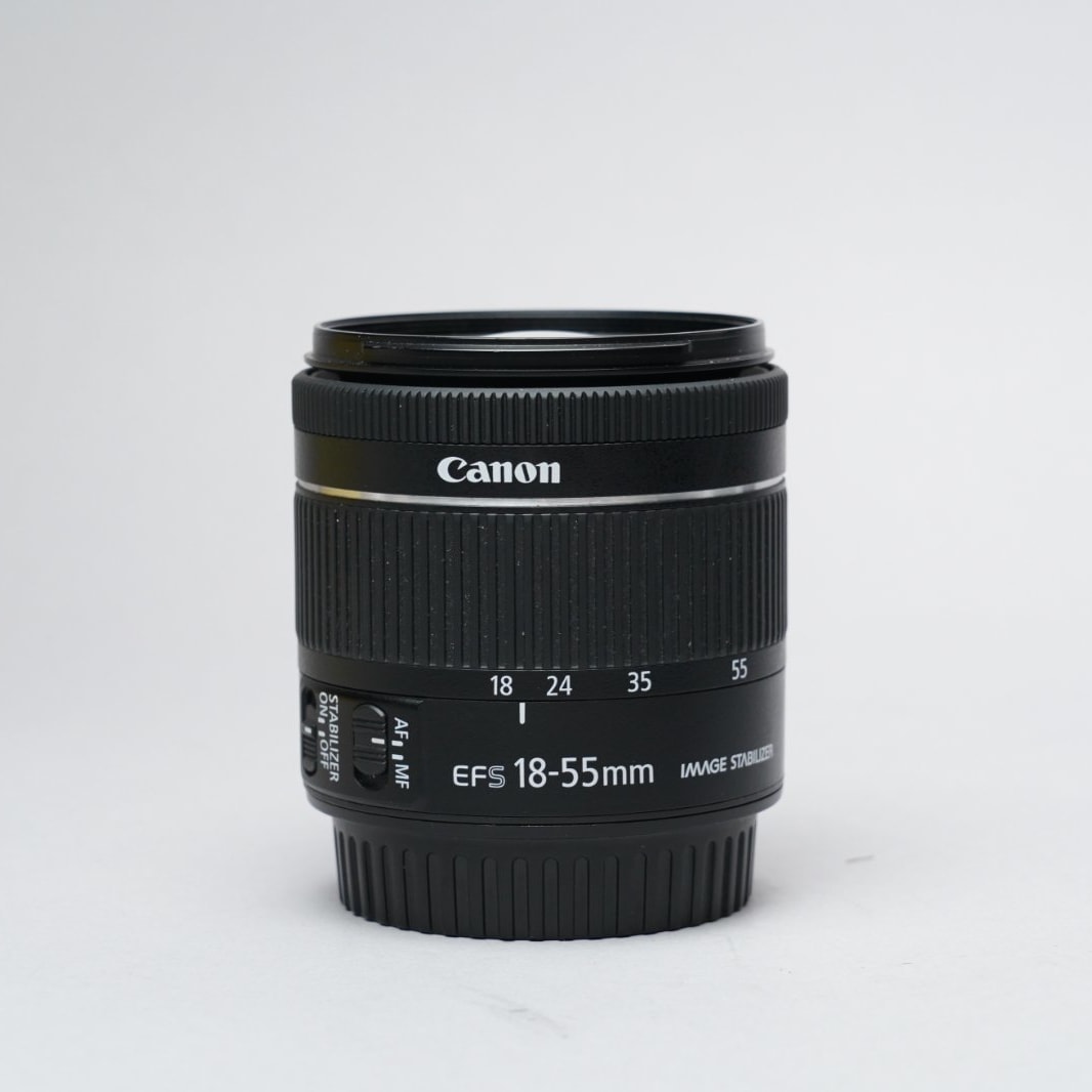 Canon 18-55mm f/3.5-5.6 IS II — image 1