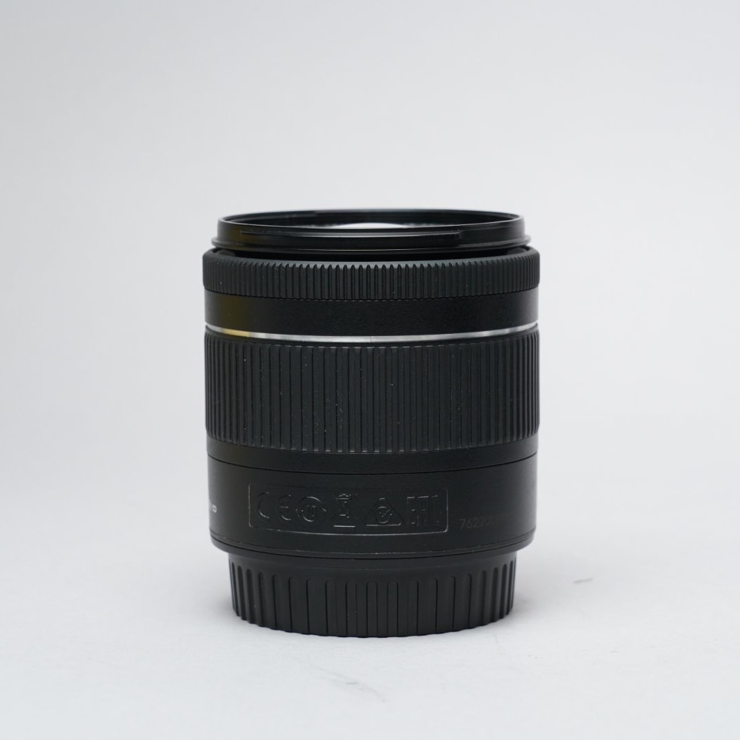 Canon 18-55mm f/3.5-5.6 IS II — image 3