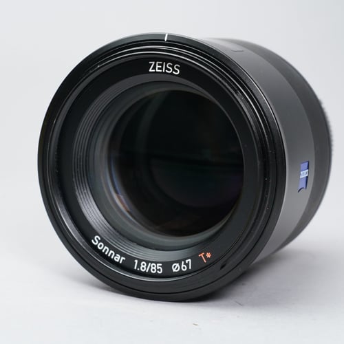 thumbnail-5 for Zeiss Batis 85mm f/1.8 for Sony E-Mount