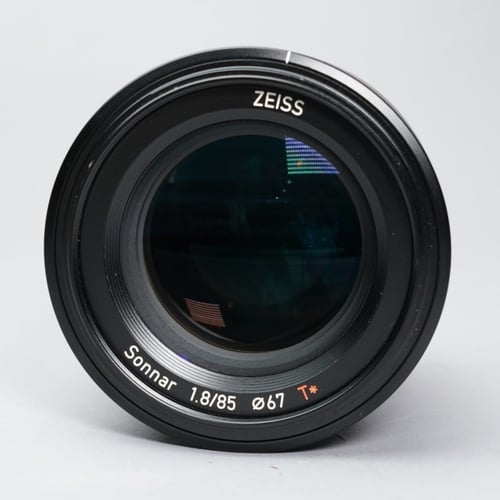 thumbnail-4 for Zeiss Batis 85mm f/1.8 for Sony E-Mount