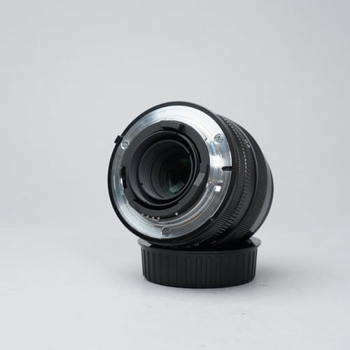 thumbnail-6 for Voigtlander APO-Lanthar 90mm f/3.5 SL II for Nikon F