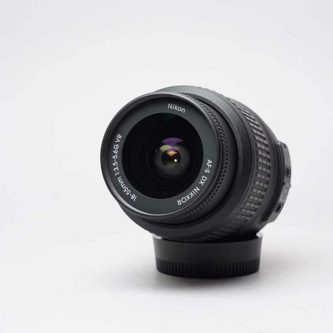 Nikon D3200 w/ 18-55mm Lens | GearFocus