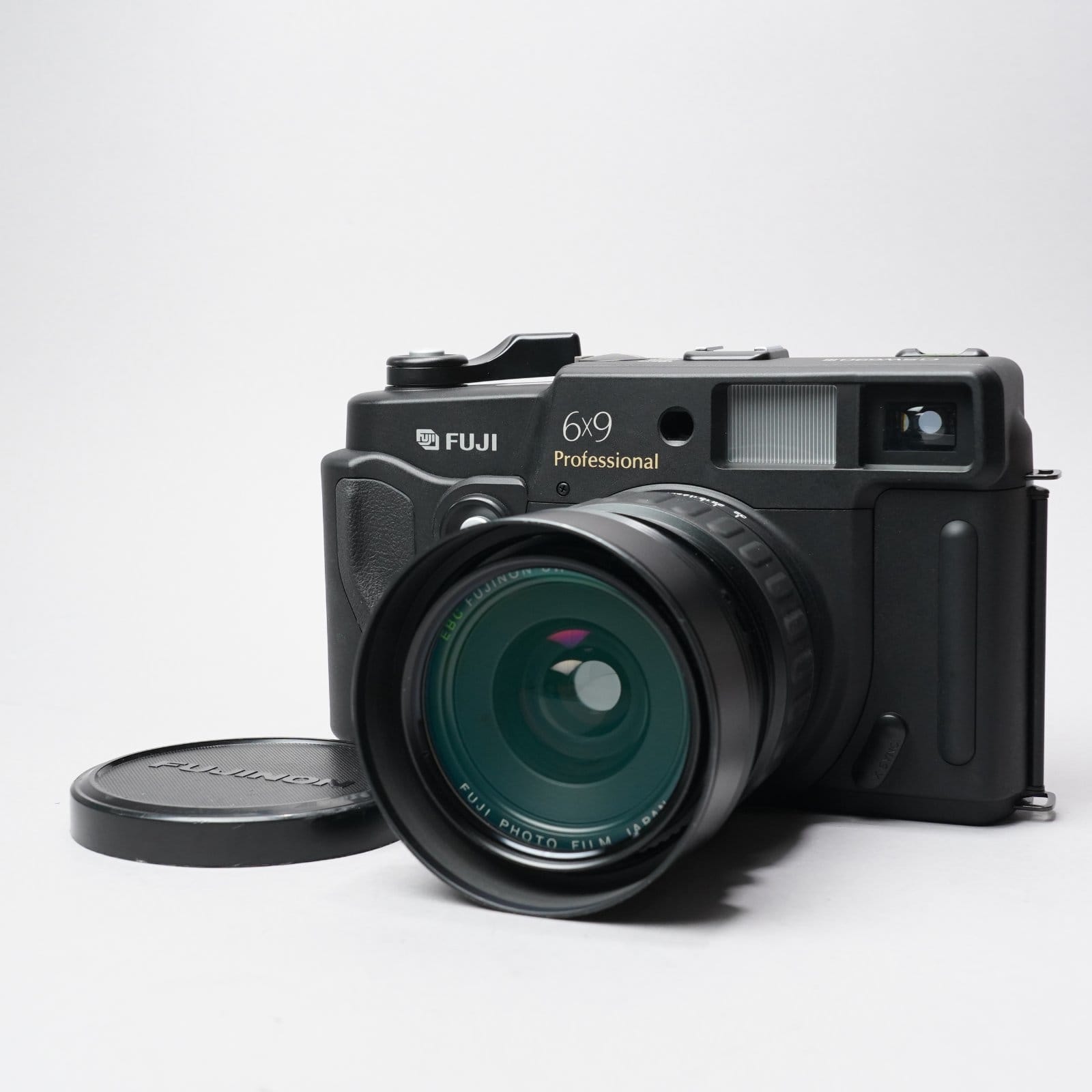 Fujifilm GSW690 III Professional w/ Box | GearFocus