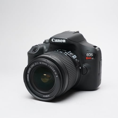 Canon Rebel T7 W/ 18-55mm II