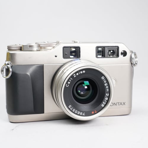 Contax G1 w/ Biogen 28mm F/2.8