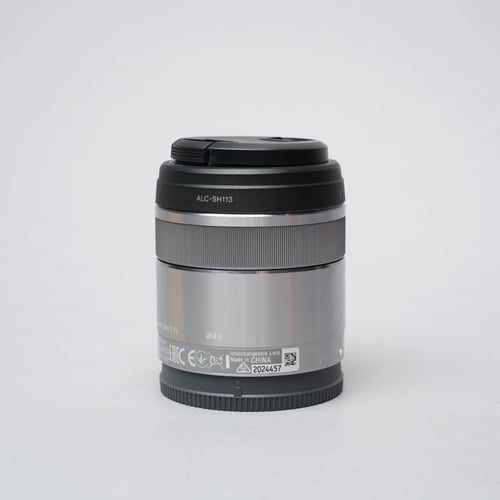 thumbnail-2 for Sony E 30mm 3.5 Macro Lens
