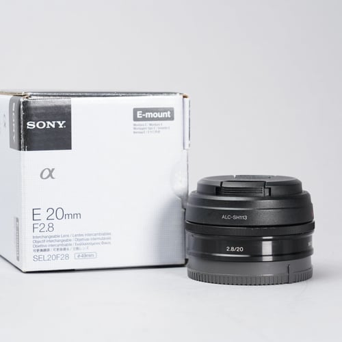 Sony E 20mm f/2.8