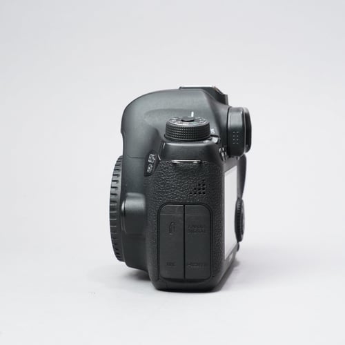 thumbnail-1 for Canon 6D (Read Notes)