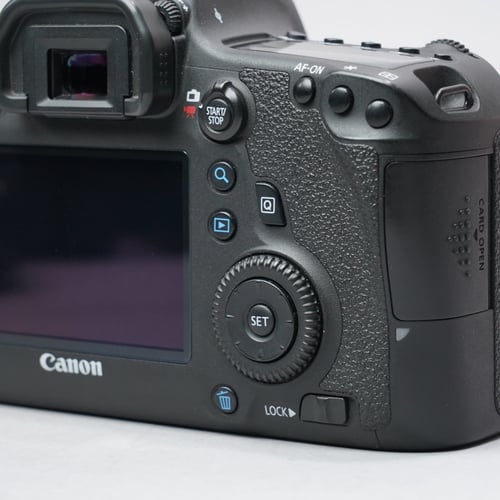 thumbnail-6 for Canon 6D (Read Notes)