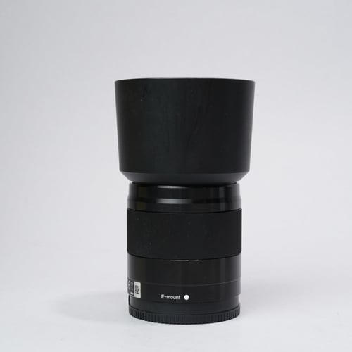 thumbnail-3 for Sony E 50mm F/1.8 OSS w/ Hood