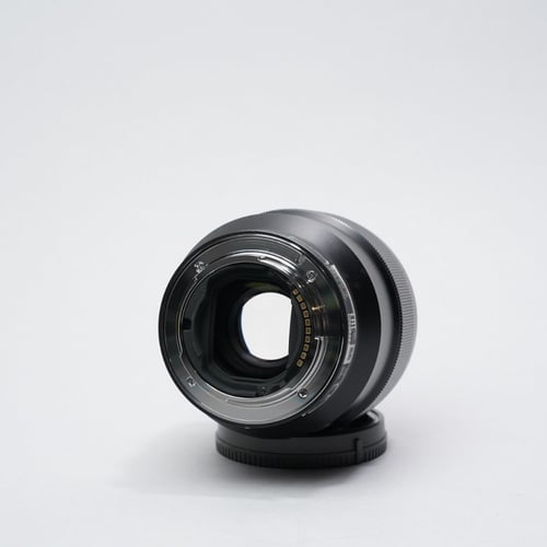 thumbnail-5 for Sony FE 85mm f/1.8 Lens w/Hood