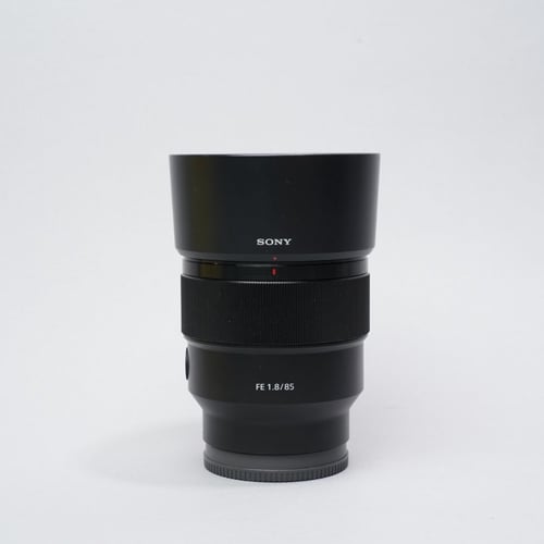 Sony FE 85mm f/1.8 Lens w/Hood