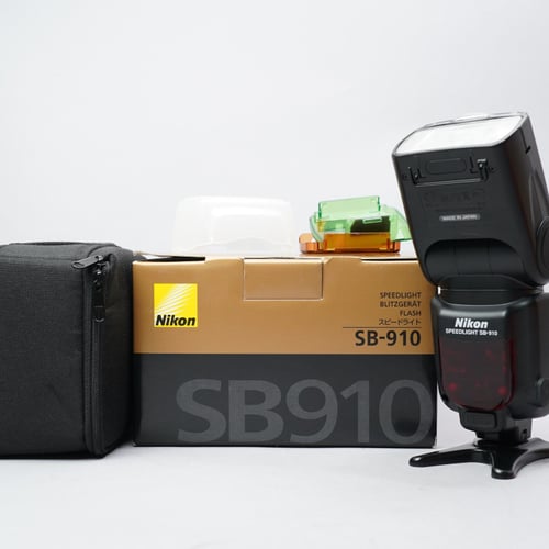 thumbnail-1 for Nikon SB-910