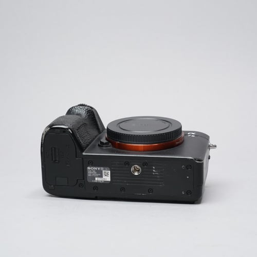 thumbnail-5 for Sony Alpha A7 III Body Only (High Mileage)