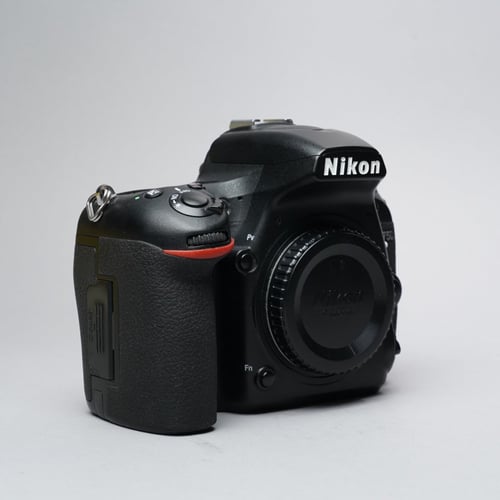 thumbnail-3 for Nikon D750 (High Shutter Count)