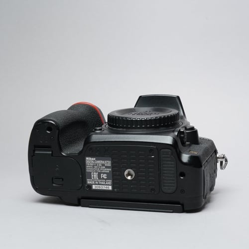 thumbnail-5 for Nikon D750 (High Shutter Count)