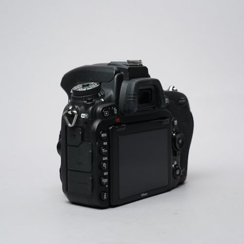 thumbnail-1 for Nikon D750