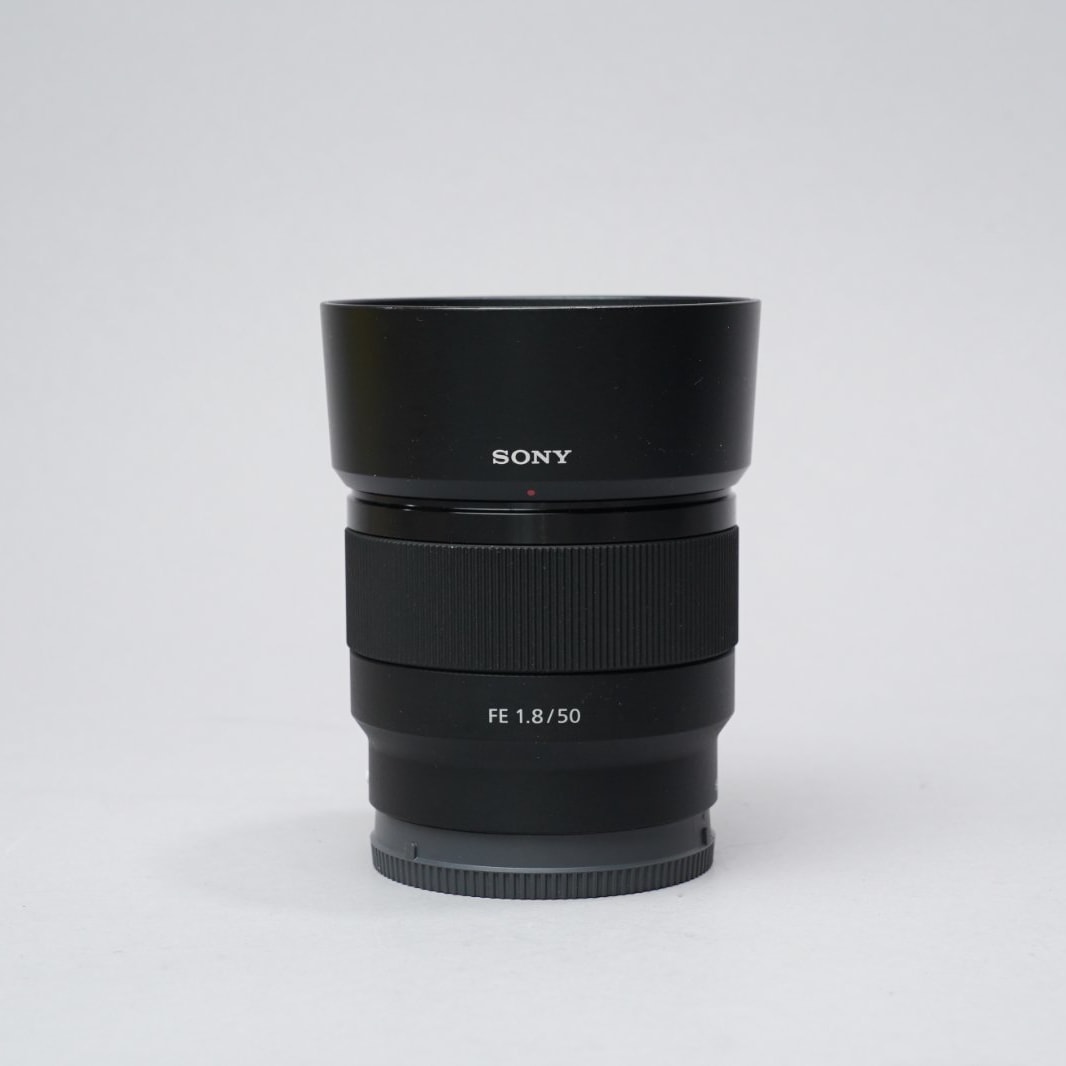 Sony SEL50F18F — image 1