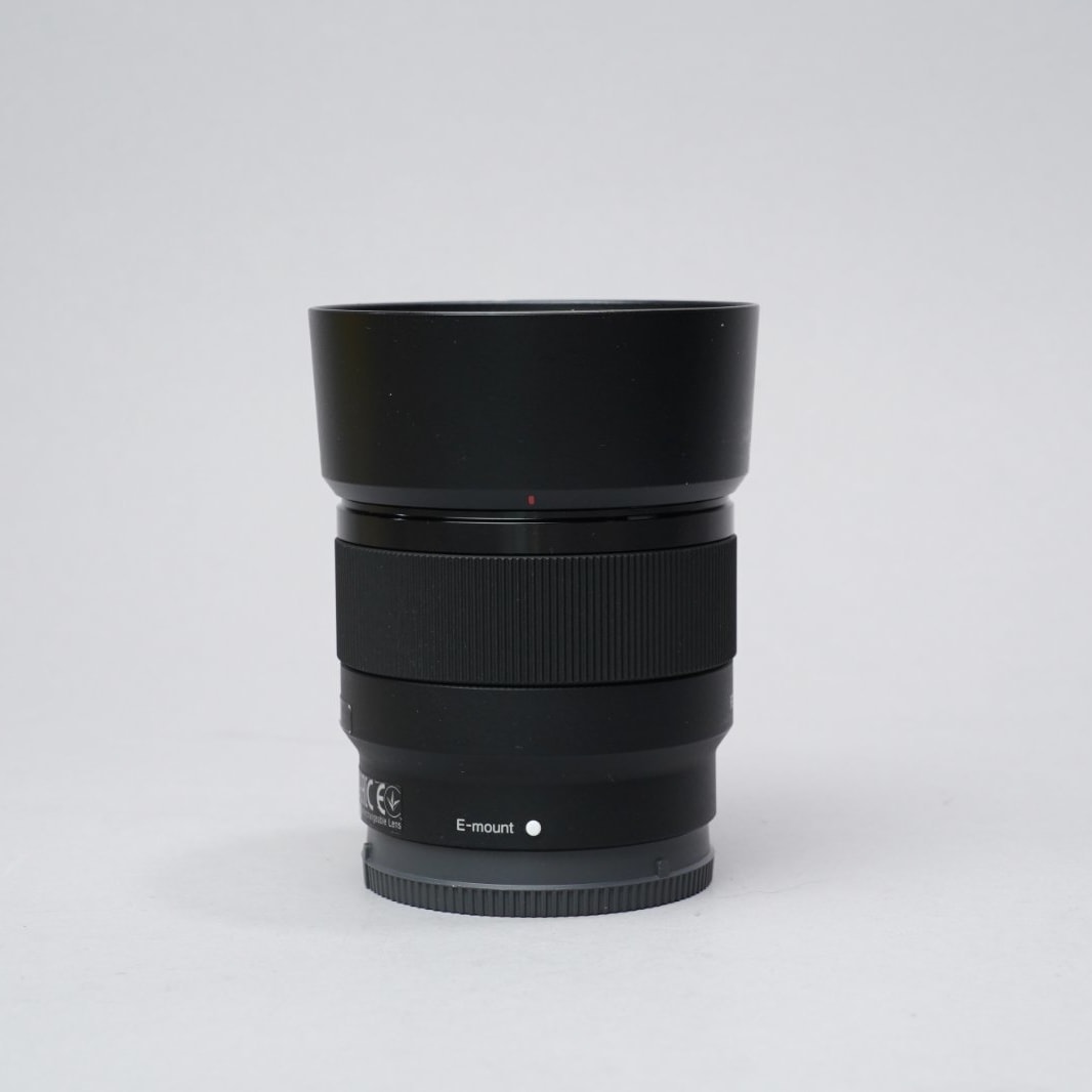 Sony SEL50F18F — image 4