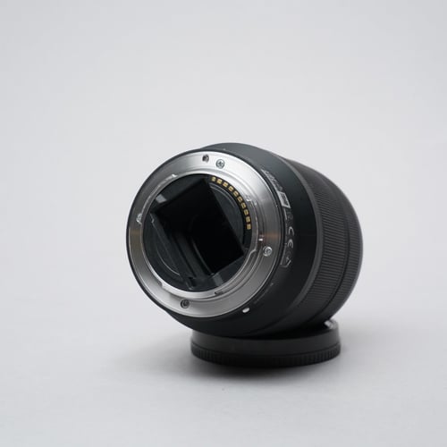 thumbnail-5 for Sony FE 28-70mm f/3.5-5.6 OSS Lens