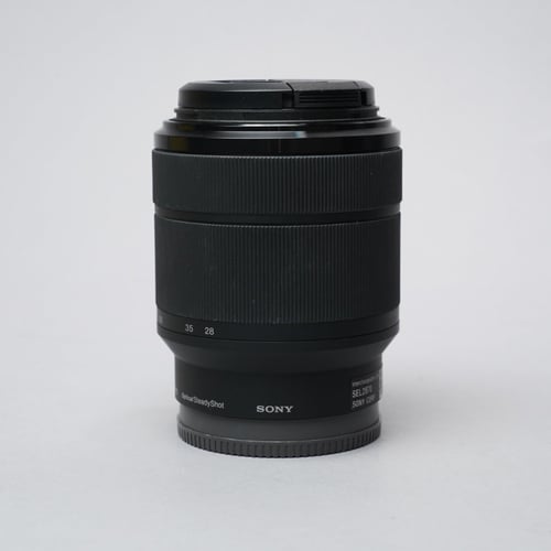 thumbnail-1 for Sony FE 28-70mm f/3.5-5.6 OSS Lens