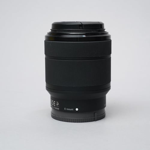 thumbnail-3 for Sony FE 28-70mm f/3.5-5.6 OSS Lens