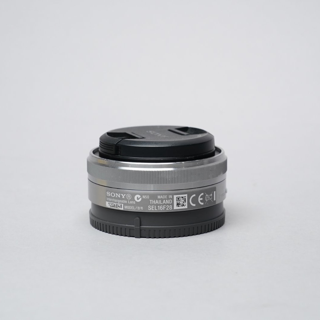 Sony SEL16F28 — image 3