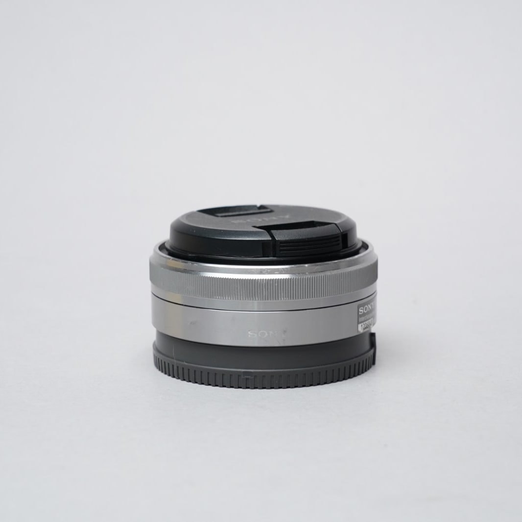 Sony SEL16F28 — image 2