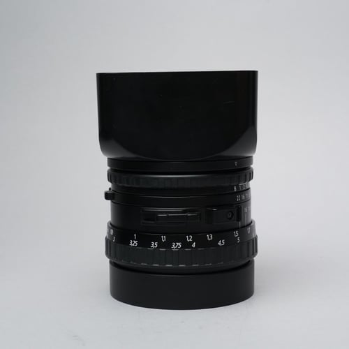 thumbnail-3 for Hasselblad CB 80mm F/2.8 T* w/ Lens Hood