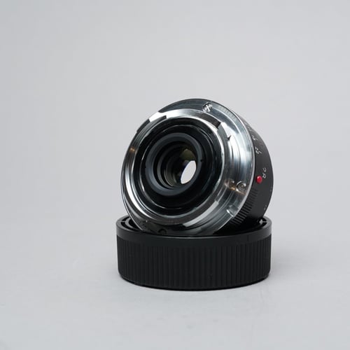 thumbnail-6 for Voitglander 28mm F/2.8 Type II for Leica M w/Original Box