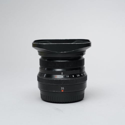 View Fujifilm XF 35mm F/2 R WR Lens Fujifilm XF 35mm F/2 R WR Lens