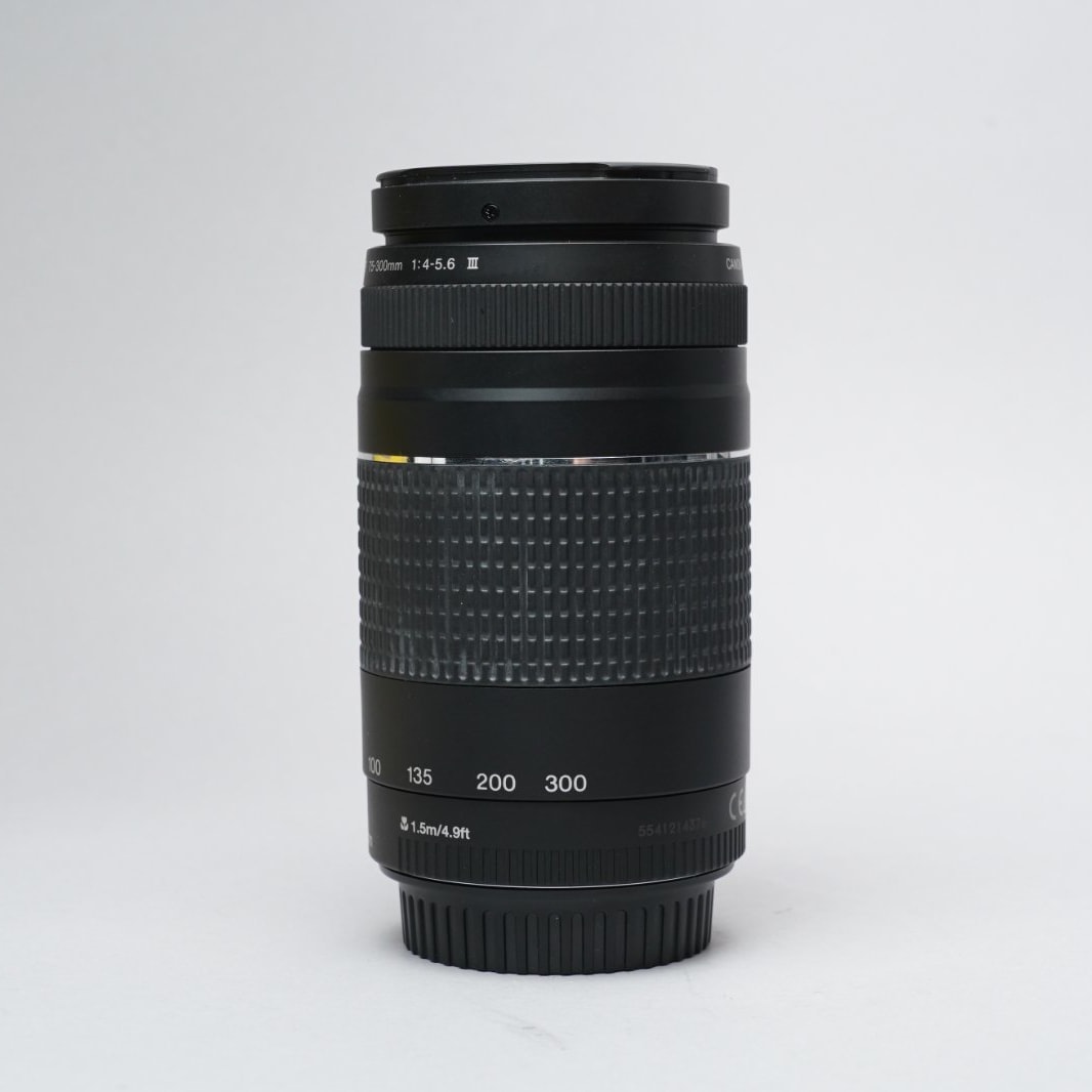 Canon 75-300mm f/4-5.6 III — image 2