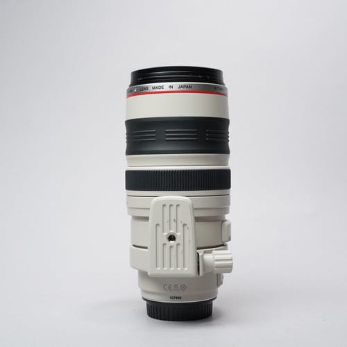 thumbnail-3 for Canon EF 100-400mm f/4.5-5.6 L IS USM Lens w/Hood