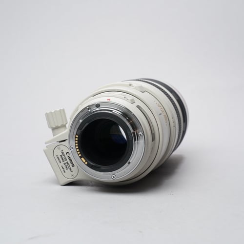 thumbnail-6 for Canon EF 100-400mm f/4.5-5.6 L IS USM Lens w/Hood